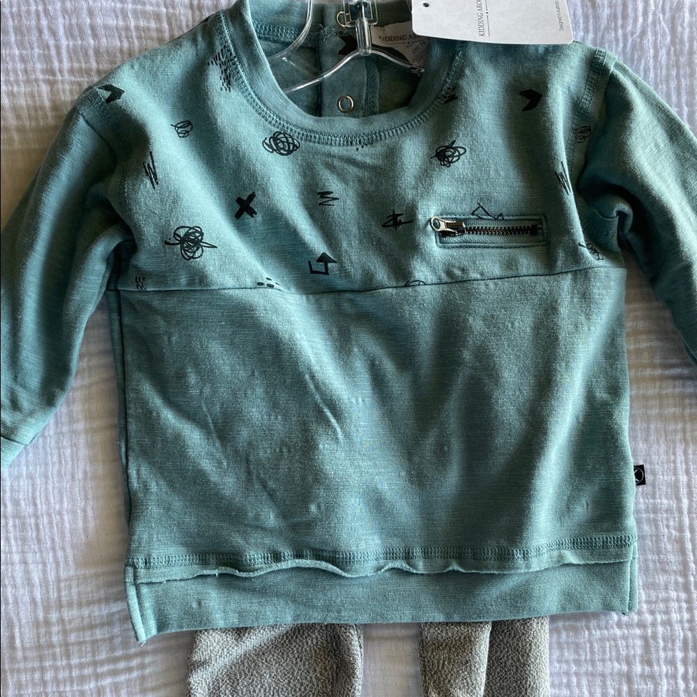Kidding around 12 mo 2pc boys set NWT